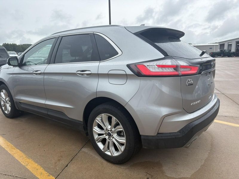 Used 2020 Ford Edge TitaniumImage 7