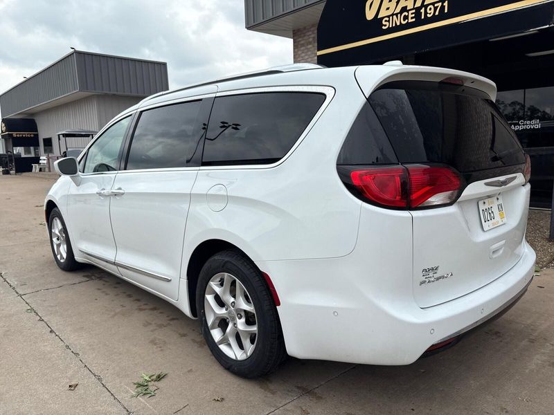 2020 Chrysler Pacifica Touring L PlusImage 12