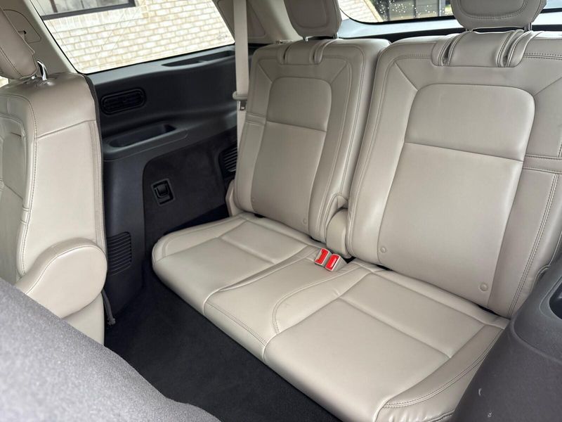 Used 2021 Lincoln Aviator ReserveImage 5