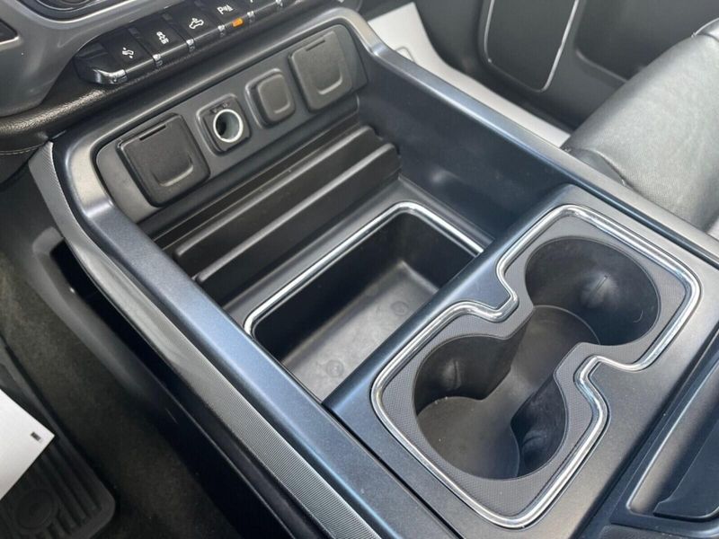 2017 Chevrolet Silverado 1500 LTZImage 19