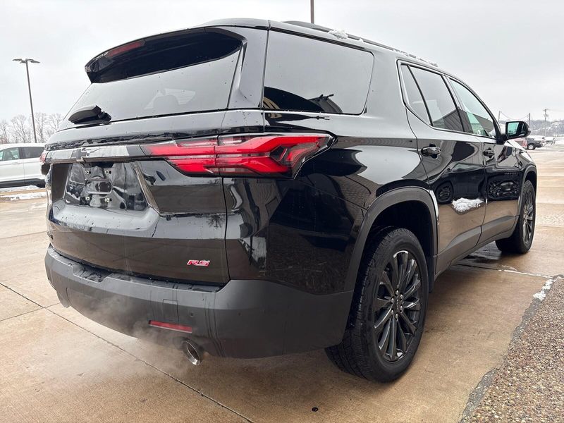 Used 2023 Chevrolet Traverse RSImage 9