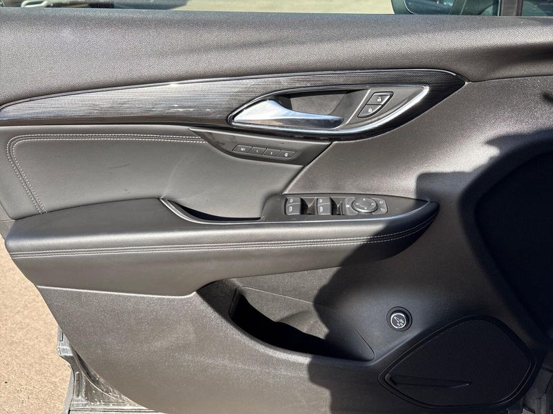 Used 2023 Buick Envision EssenceImage 11