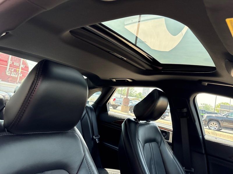 2020 Lincoln MKZ ReserveImage 8