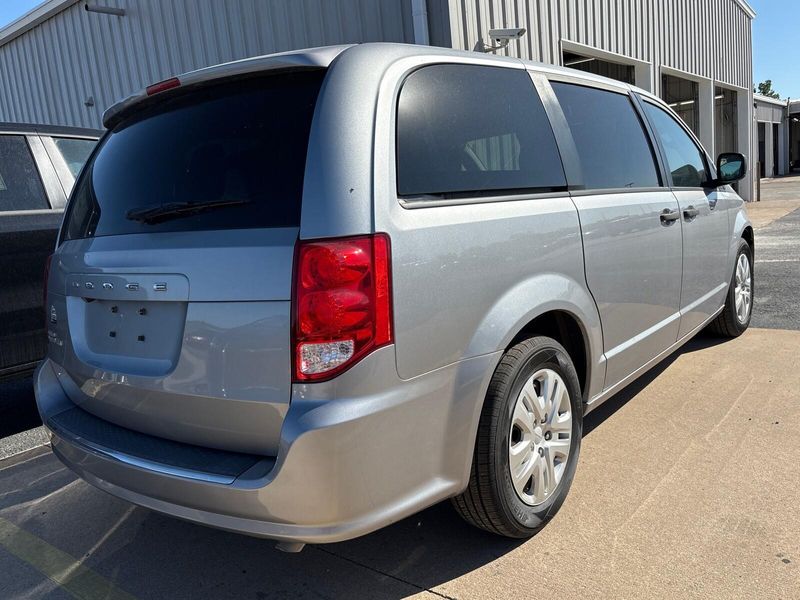 Used 2019 Dodge Grand Caravan SEImage 11