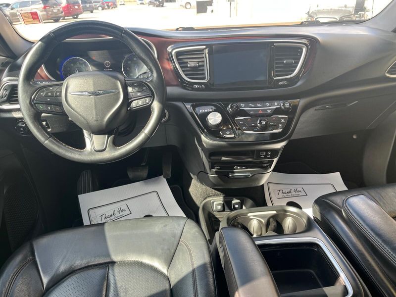 2020 Chrysler Pacifica Touring L PlusImage 7