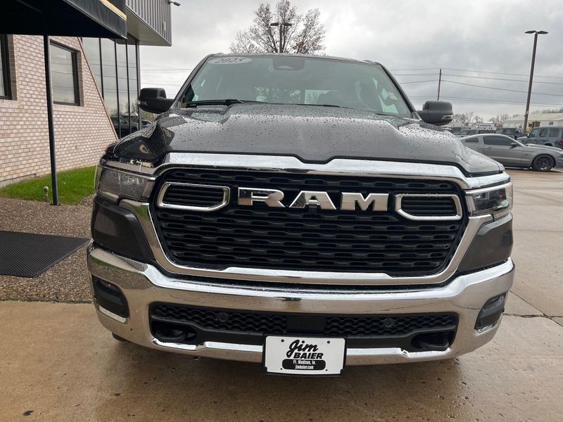 2025 RAM 1500 Big Horn Crew Cab 4x4 5