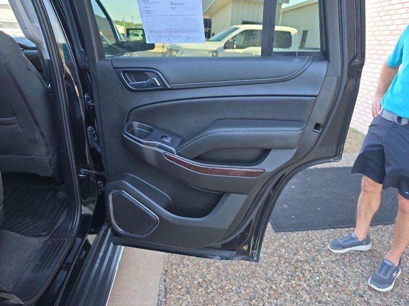 2019 GMC Yukon SLEImage 16