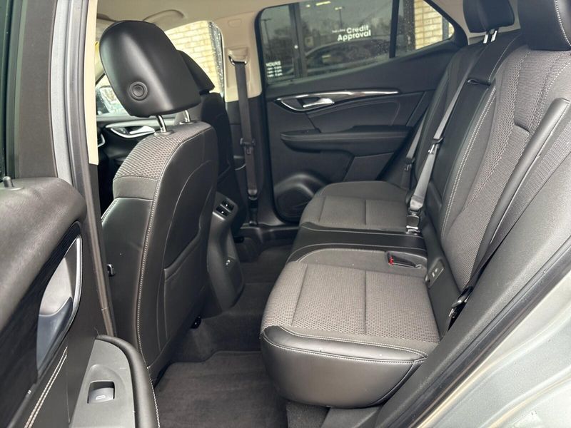 Used 2023 Buick Envision PreferredImage 4