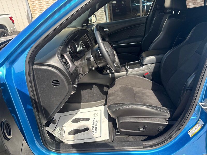 Used 2023 Dodge Charger GTImage 3