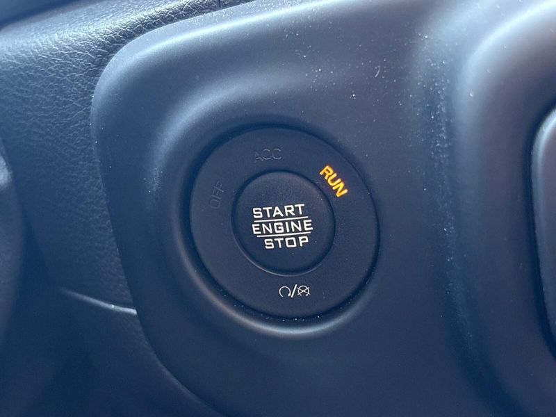 Used 2020 Jeep Gladiator RubiconImage 22