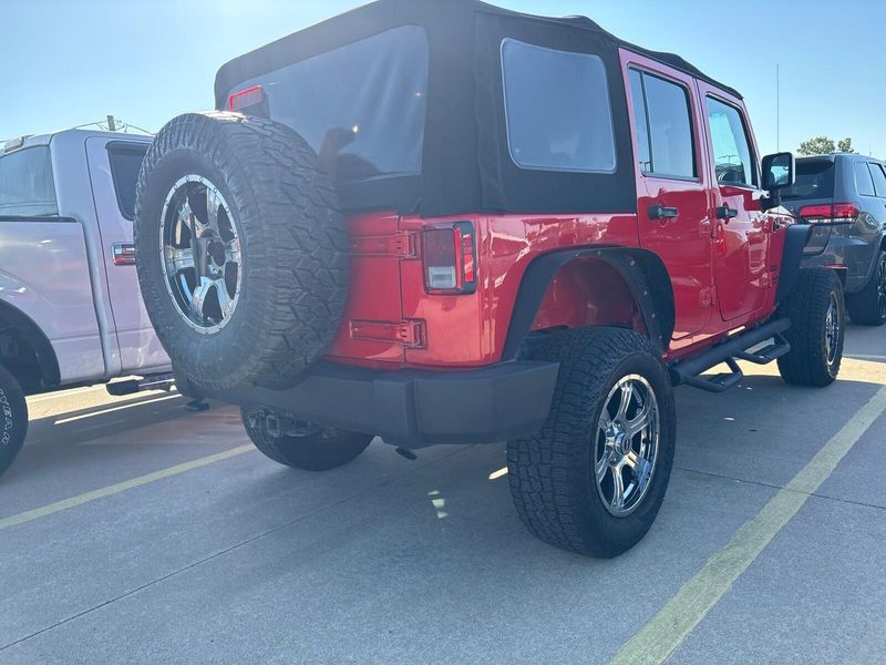 Used 2015 Jeep Wrangler Unlimited SportImage 10