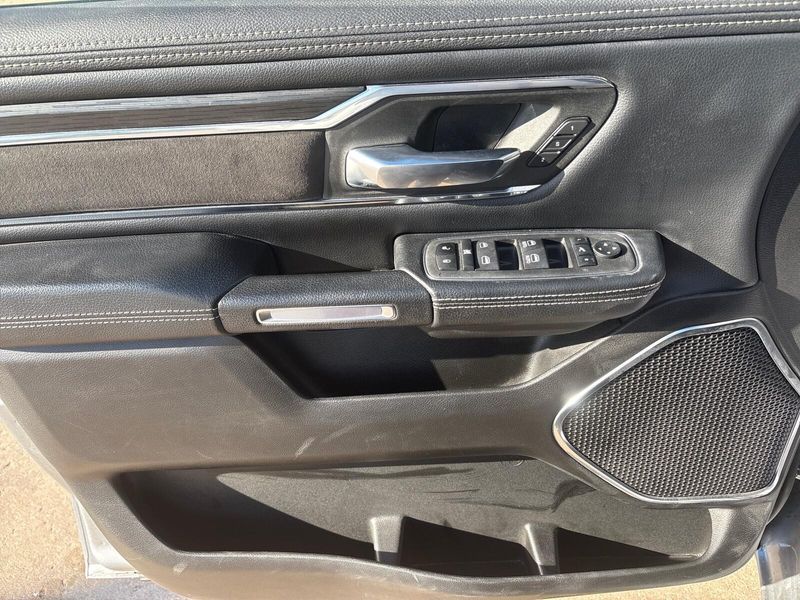 Used 2024 RAM 1500 LaramieImage 13