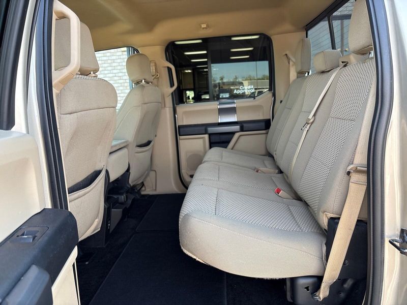 Used 2018 Ford F-150 XLTImage 4