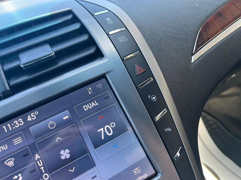 2020 Lincoln MKZ ReserveImage 22