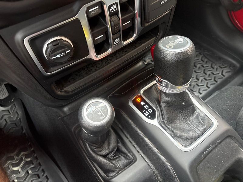 Used 2019 Jeep Wrangler Unlimited Sport SImage 18