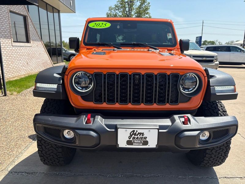 2025 Jeep Wrangler 4-door RubiconImage 6