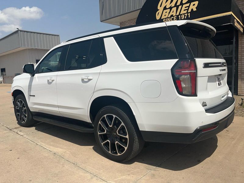 2022 Chevrolet Tahoe RSTImage 12