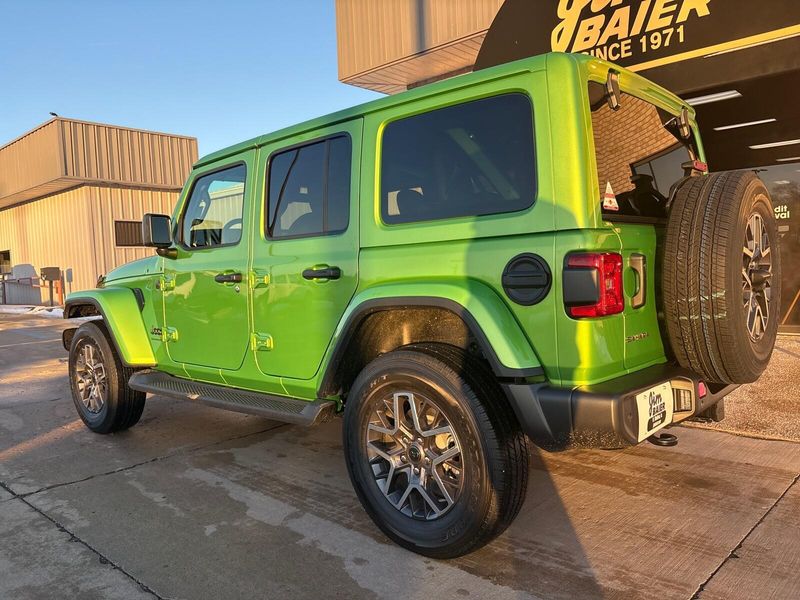 New 2026 Jeep Wrangler 4-door SaharaImage 10