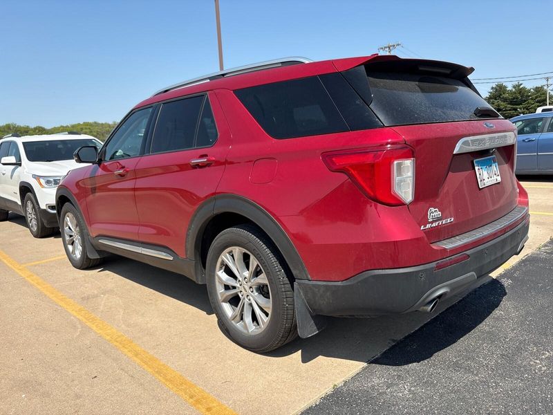 2020 Ford Explorer LimitedImage 6