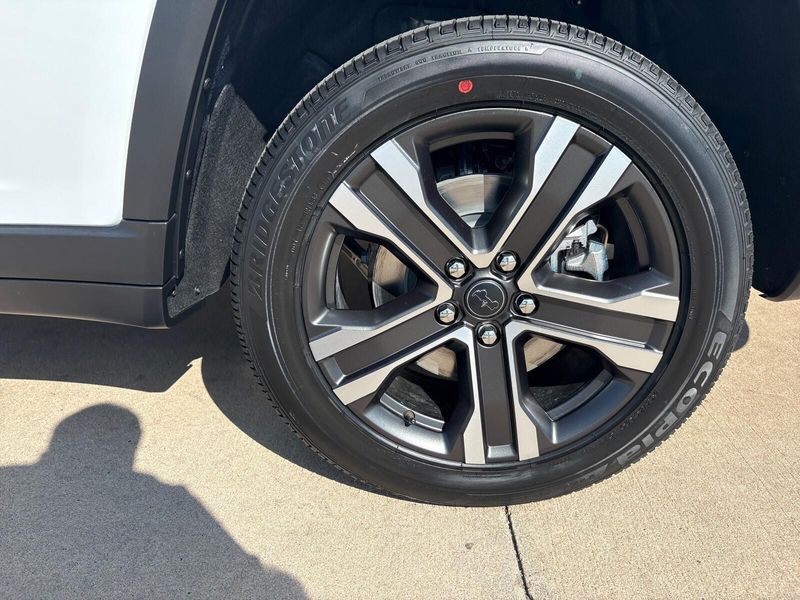 New 2027 Jeep Grand Cherokee LimitedImage 12