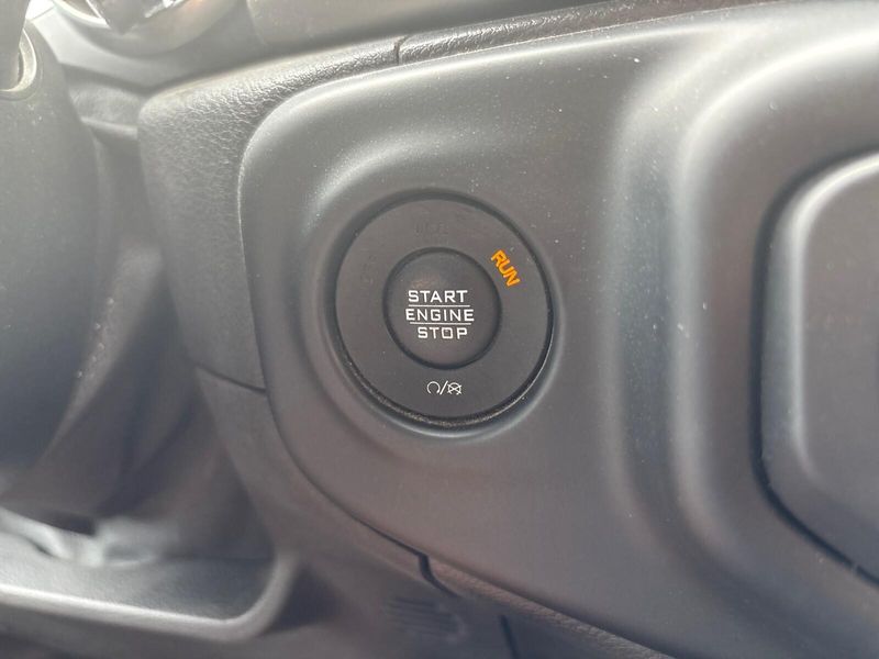 Used 2019 Jeep Wrangler Unlimited Sport SImage 17