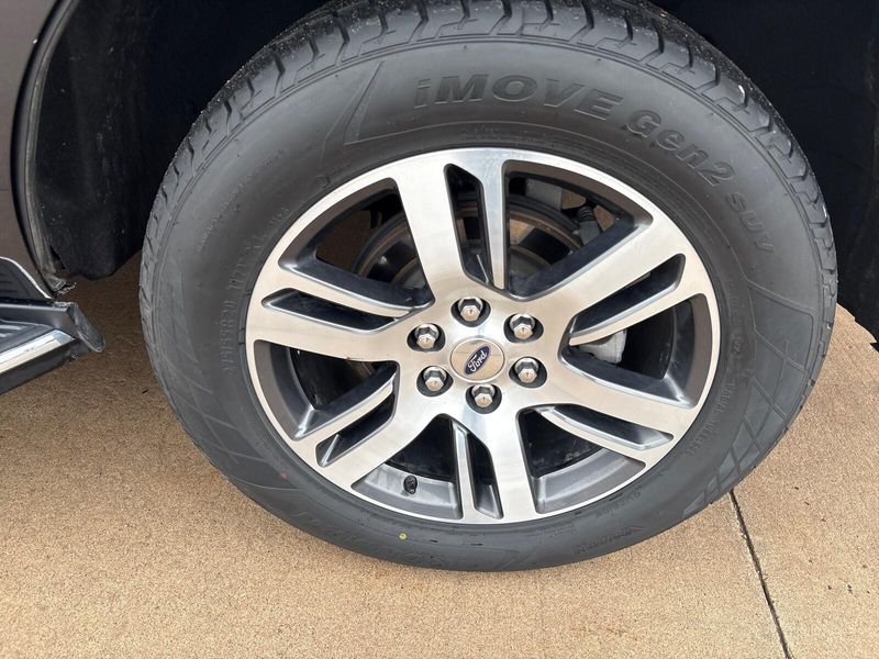 Used 2023 Ford Expedition LimitedImage 15