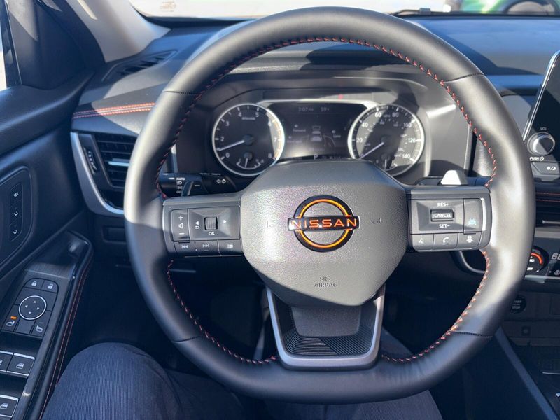 Used 2025 Nissan Rogue Rock CreekImage 14