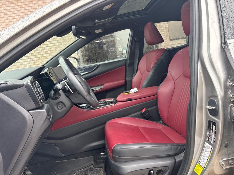 Used 2022 Lexus NX 350 PremiumImage 3