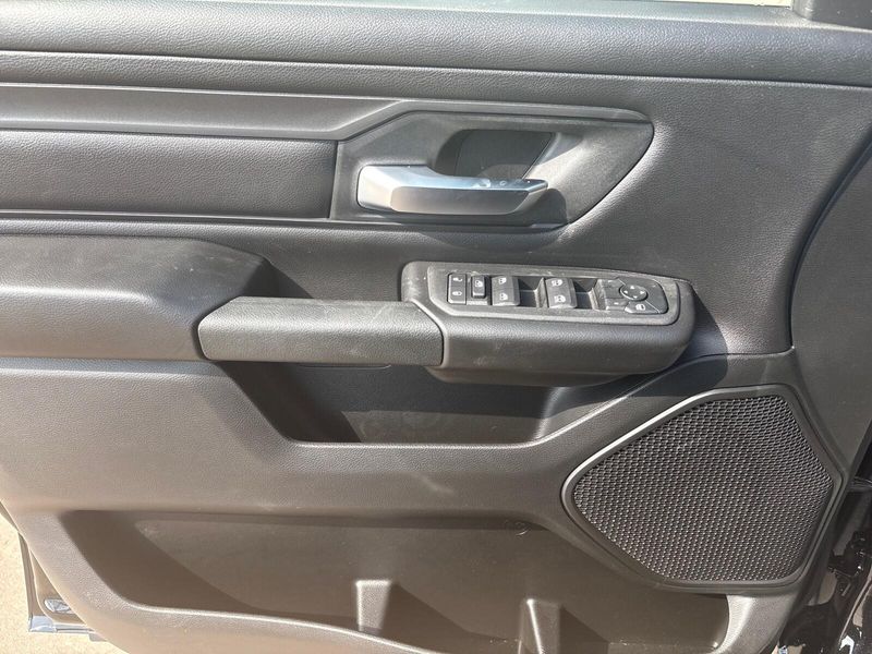 New 2026 RAM 1500 Express Crew Cab 4x4 5