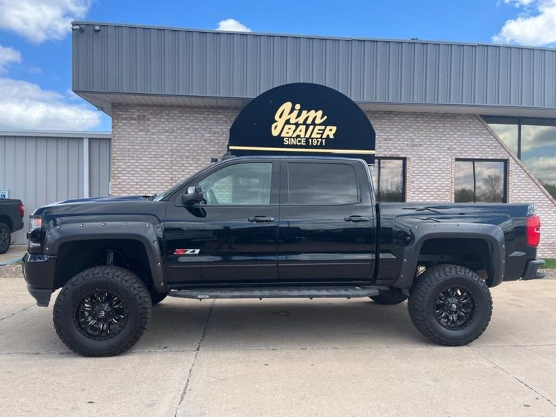 2017 Chevrolet Silverado 1500 LTZImage 2