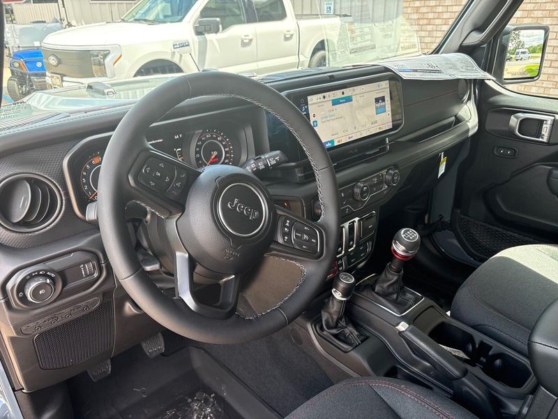 New 2026 Jeep Wrangler 2-door RubiconImage 5