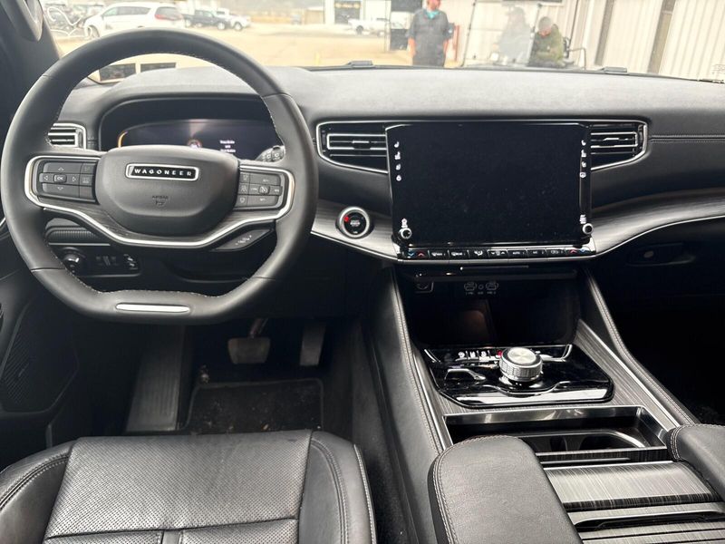 2024 Jeep Wagoneer Series IIImage 6