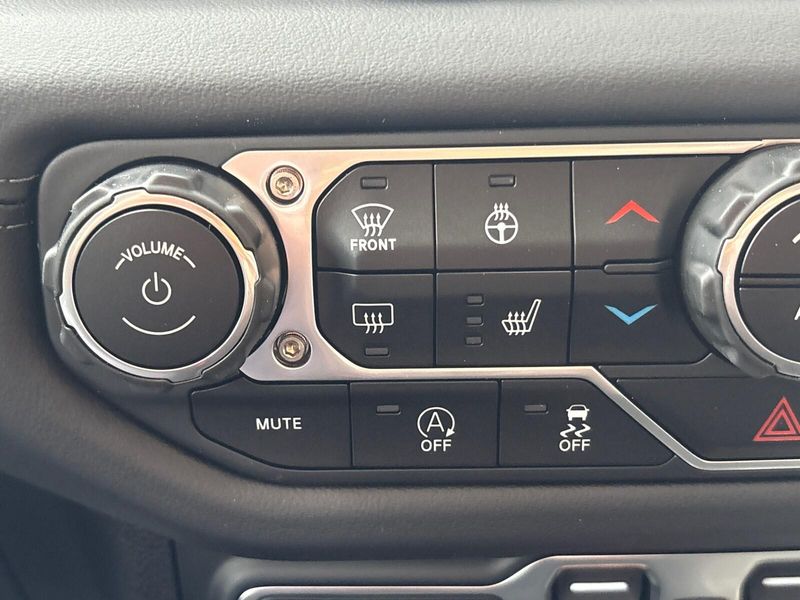 2025 Jeep Gladiator Rubicon 4x4Image 19