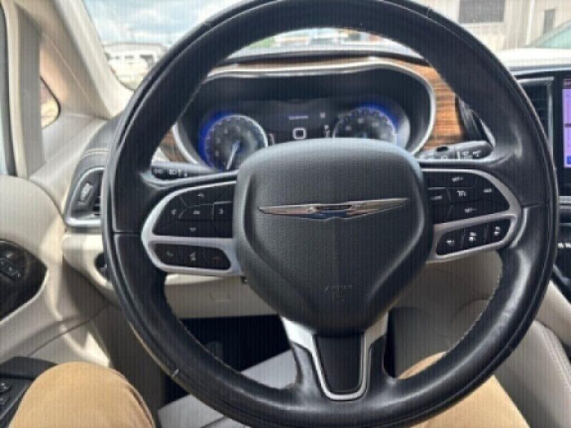2022 Chrysler Pacifica LimitedImage 16