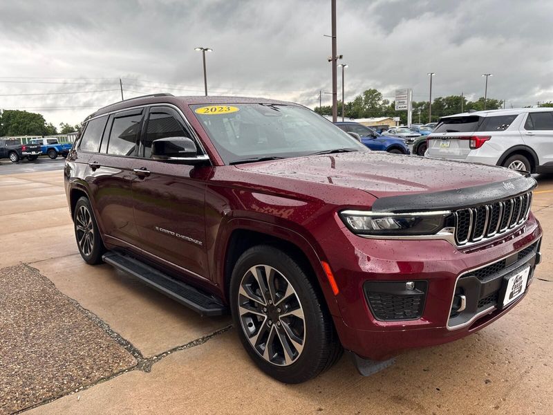 Used 2023 Jeep Grand Cherokee L OverlandImage 9