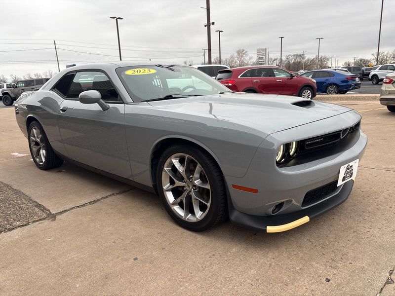 Used 2022 Dodge Challenger GTImage 7
