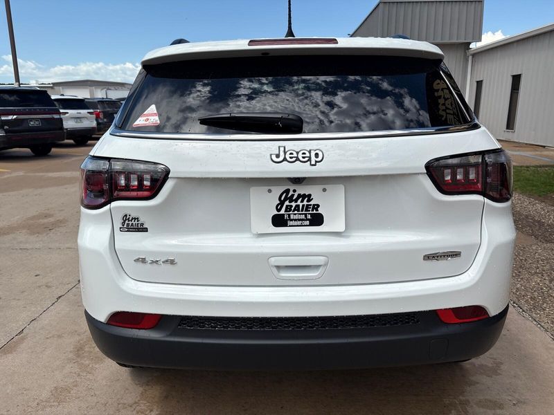 2025 Jeep Compass Latitude 4x4Image 9