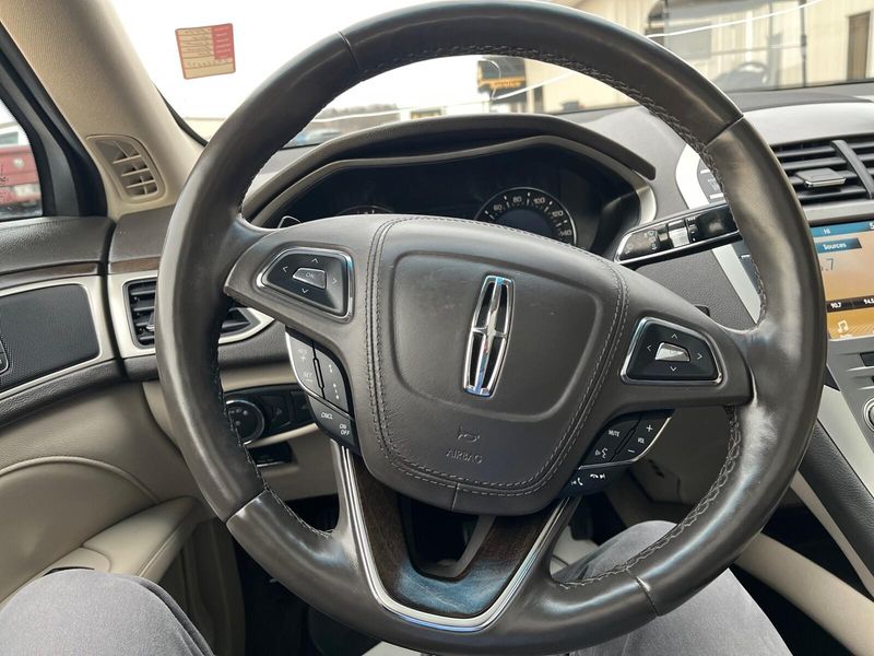 2018 Lincoln MKZ ReserveImage 15