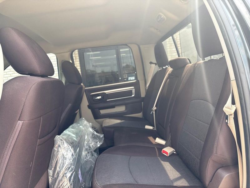 Used 2016 RAM 1500 Big HornImage 4