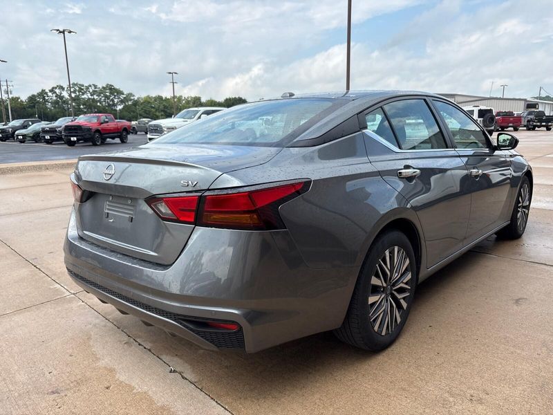Used 2023 Nissan Altima 2.5 SVImage 8