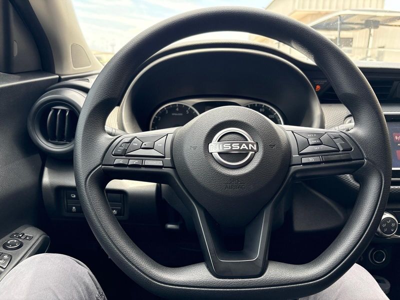 Used 2024 Nissan Kicks SImage 12