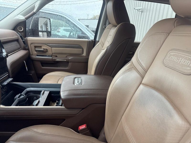 2024 RAM 3500 LonghornImage 10
