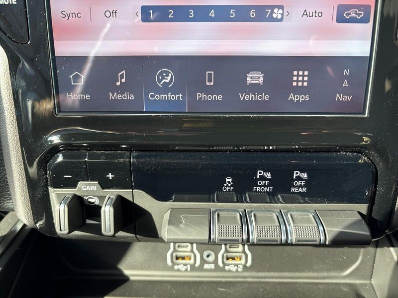 New 2026 RAM 1500 Big Horn Crew Cab 4x4 5