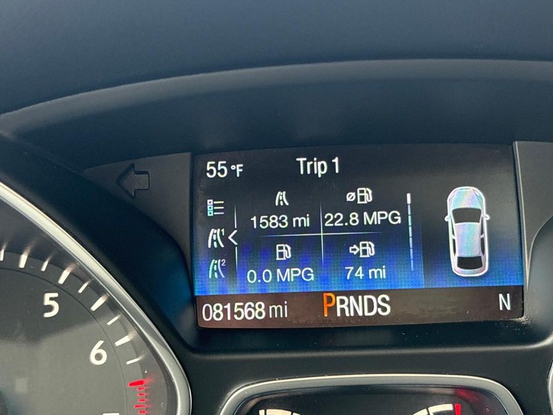 Used 2018 Ford Escape SEImage 16