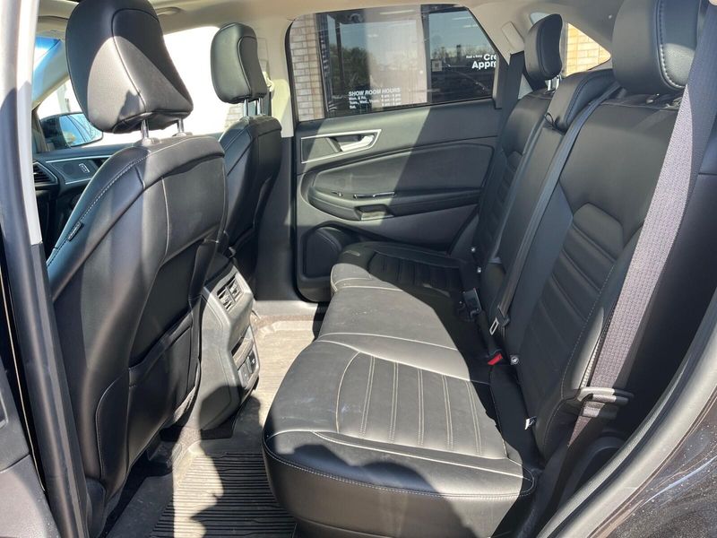 2020 Ford Edge SELImage 4