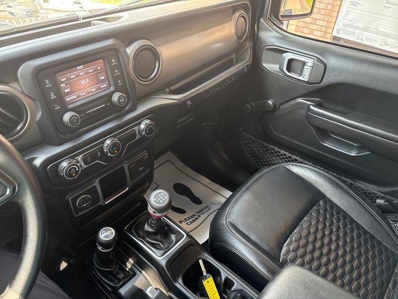 Used 2020 Jeep Wrangler Sport SImage 16