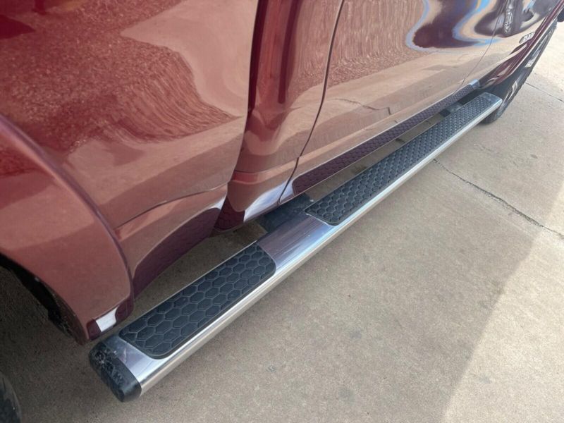 2022 RAM 1500 LaramieImage 8