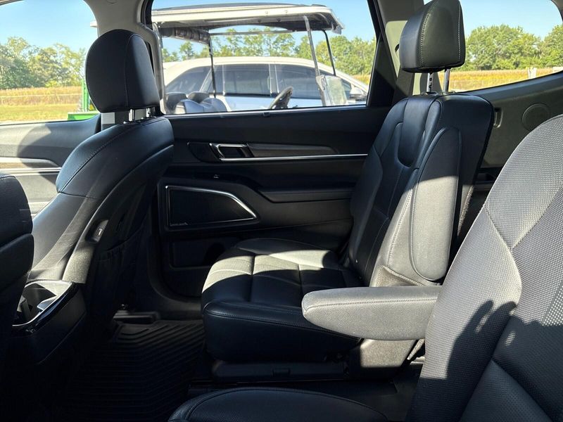 2020 Kia Telluride SX photo 4
