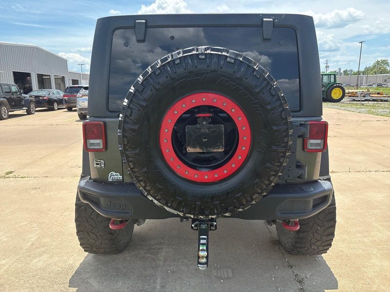 2017 Jeep Wrangler Unlimited RubiconImage 11