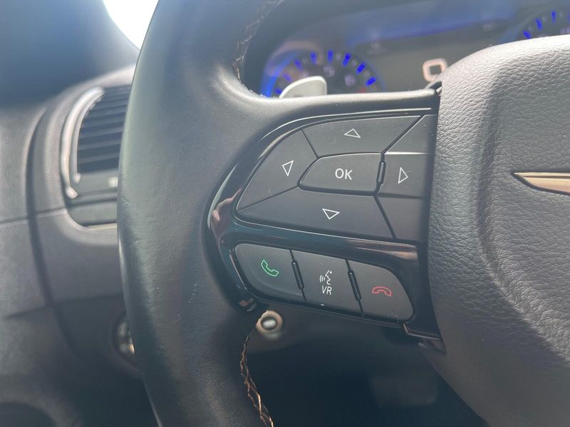 2016 Chrysler 300 300SImage 16